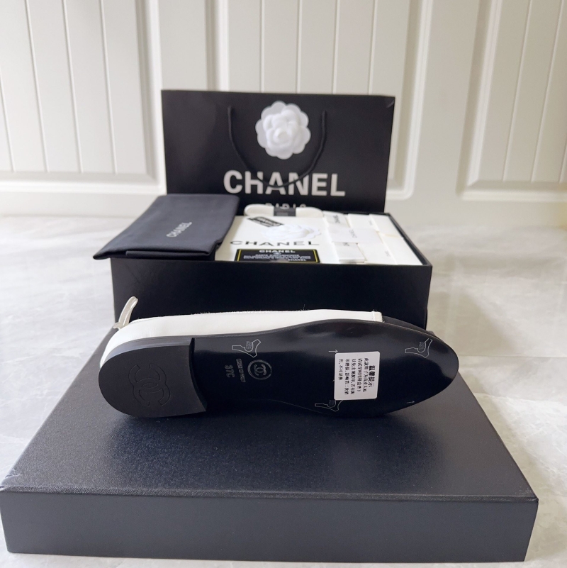 Chanel Flat Shoes